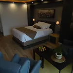 Yakamoz Hotel