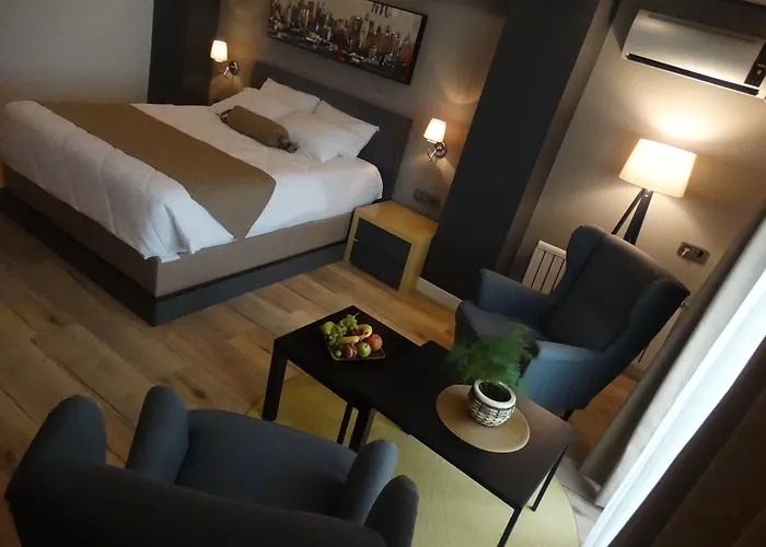 Yakamoz Hotel Tavsancil